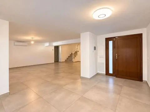Casa de 311 m² a Còrdova