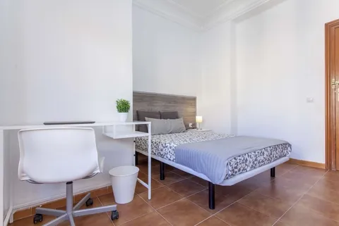 Quarto para alugar, Mislata