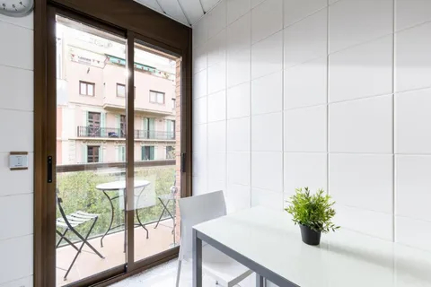 Квартира 100 м² в Барселоне