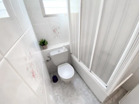Chambre à louer, Valence