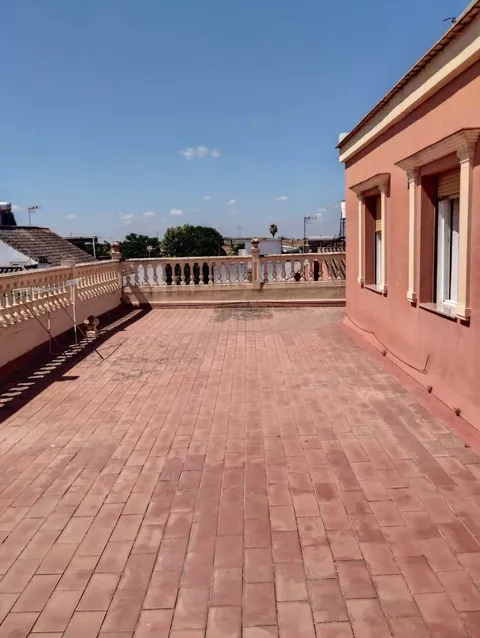Piso de 60 m² en Brenes