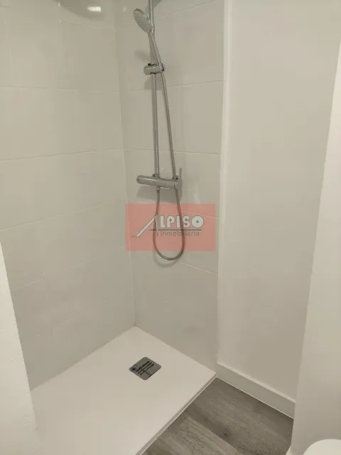 Pis de 81 m² a Ourense