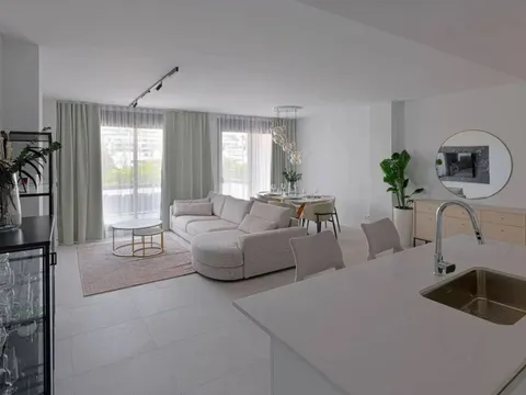 Pis de 142 m² a Estepona