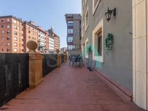 Pis de 120 m² a Oviedo