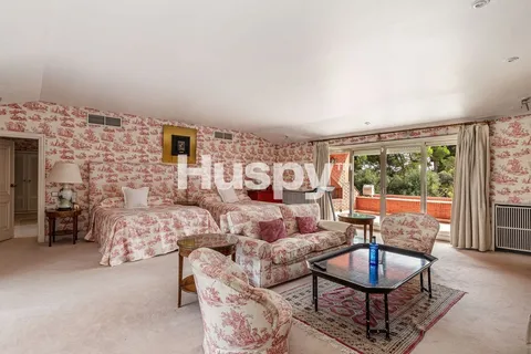 Pis de 1200 m² a Pozuelo de Alarcón