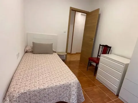 Pis de 82 m² a Ourense