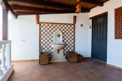 Casa de 365 m² a El Rosario