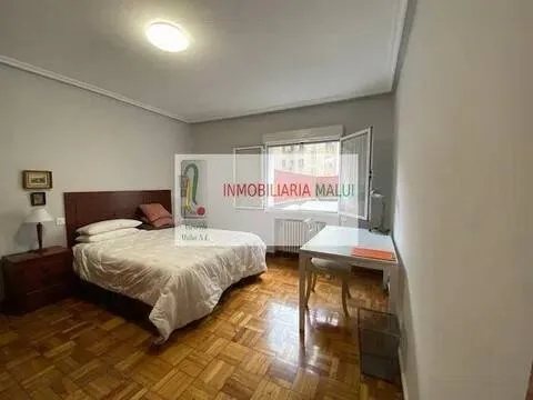 Appartamento 103 m² a Oviedo