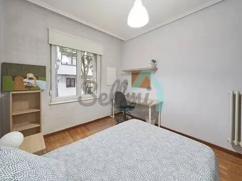 Pis de 112 m² a Oviedo
