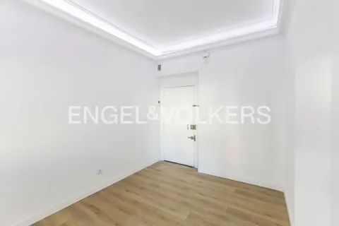 Wohnung 135 m² in Madrid