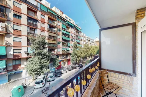 Chambre à louer, Valence