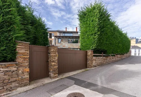 Casa de 252 m² en Lugo