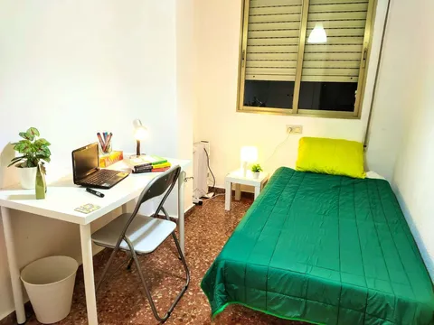Habitació de lloguer, Burjassot