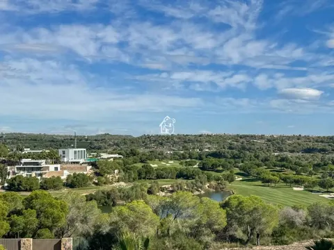 Pis de 360 m² a Oriola