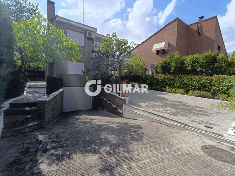 House 300 m² in Alcobendas