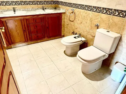 Pis de 220 m² a Còrdova