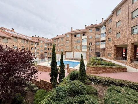 Pis de 100 m² a Segovia