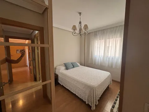 Wohnung 100 m² in Granada