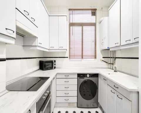 Chambre à louer, Madrid