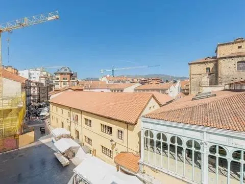 Pis de 84 m² a Oviedo