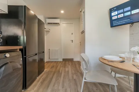 Room for rent, Madrid
