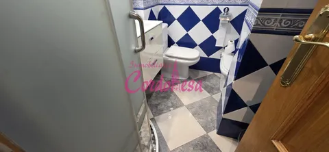 Pis de 70 m² a Còrdova