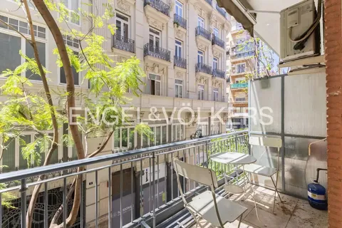 Wohnung 132 m² in Valencia
