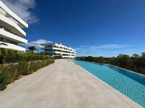 Pis de 360 m² a Oriola