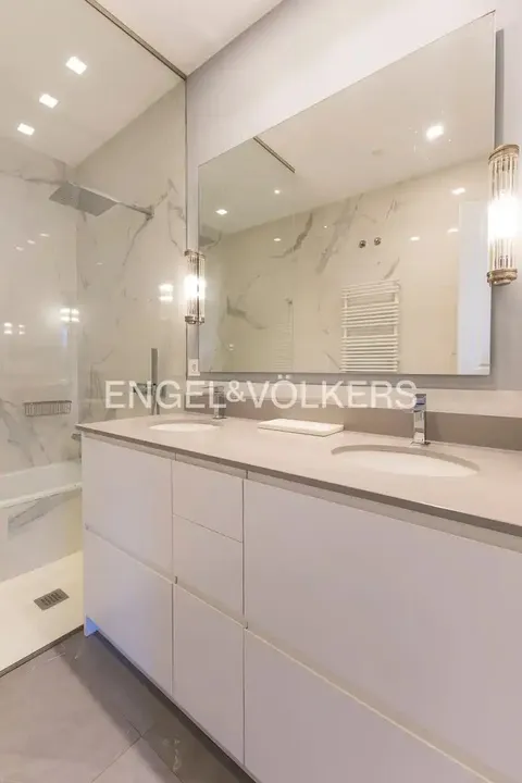 Apartamento 200 m² em Madrid