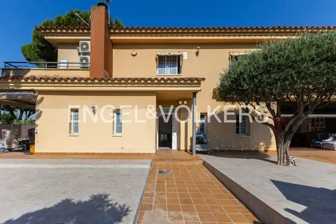 Casa de 392 m² a Cabrils