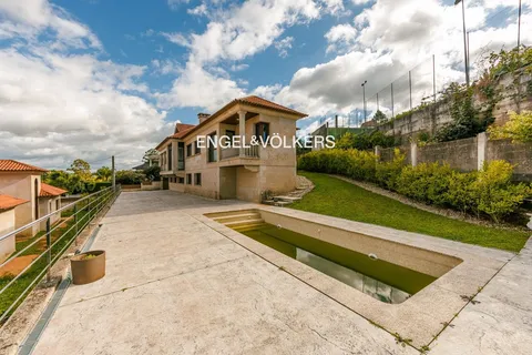 Appartamento 425 m² a Vigo