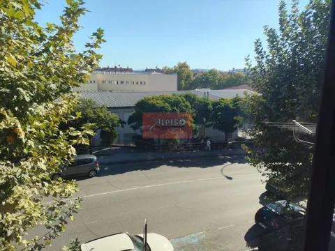Pis de 81 m² a Ourense