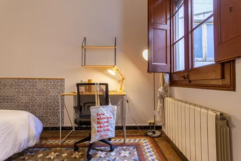 Room for rent, Barcelona