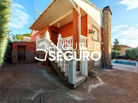 Maison 220 m² à Casarrubios del Monte