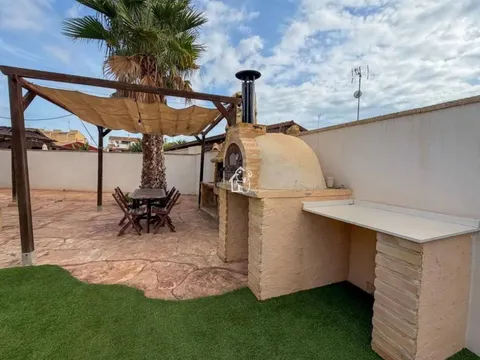 Casa de 80 m² a Oriola