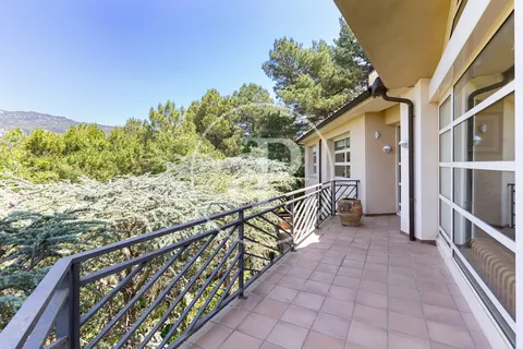 Haus 325 m² in Matadepera