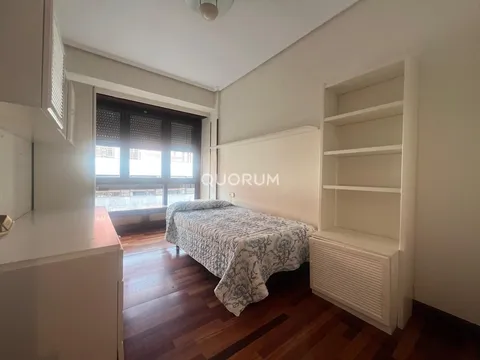 Pis de 100 m² a Bilbao