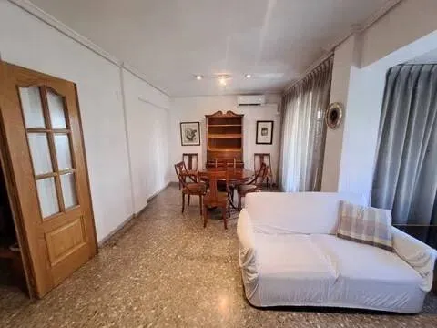 Wohnung 113 m² in Valencia