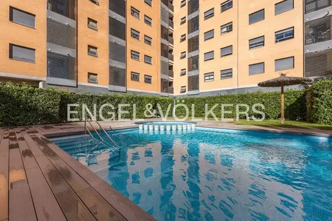 Pis de 85 m² a València
