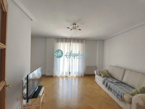 Pis de 80 m² a Segovia