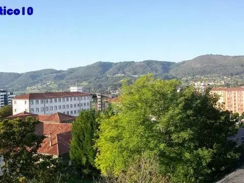 Pis de 85 m² a Oviedo