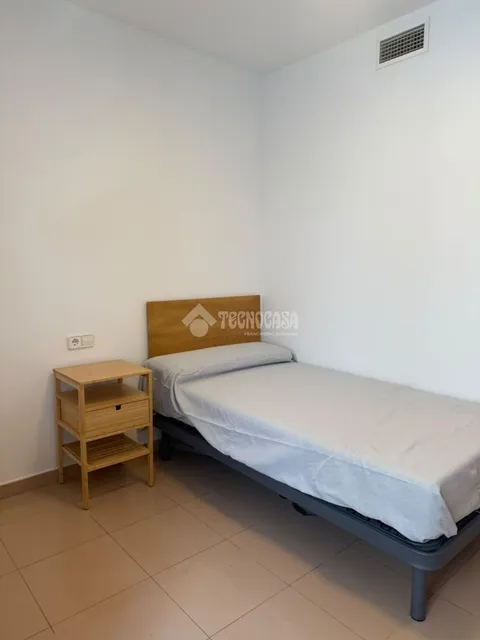 Pis de 100 m² a Almeria