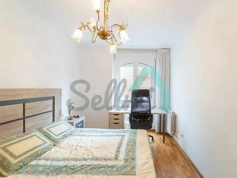 Pis de 75 m² a Oviedo