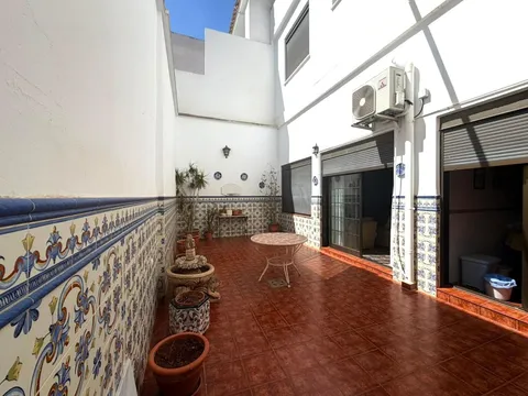 Casa de 236 m² a Rafelbunyol