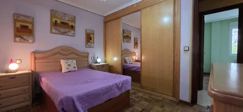 Flat 77 m² in Madrid (2/32)