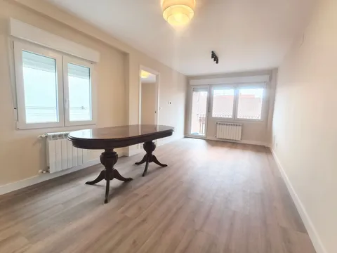 Wohnung 72 m² in Palencia
