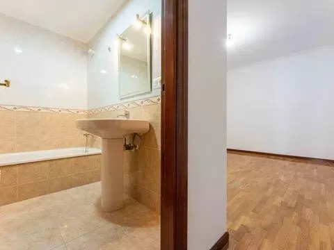 Wohnung 96 m² in Gijón / Xixón