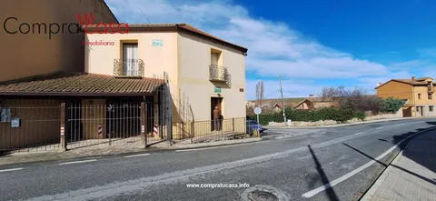 Casa de 561 m² a Espirdo