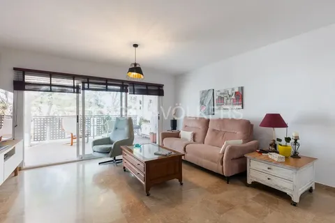 House 230 m² in Chiva