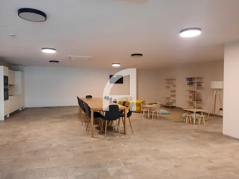 Wohnung 130 m² in Esplugues de Llobregat
